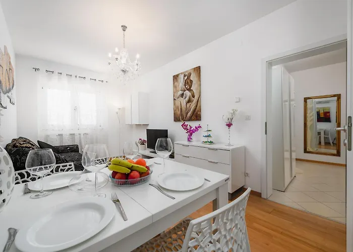 Apartment Aureo Center Pula