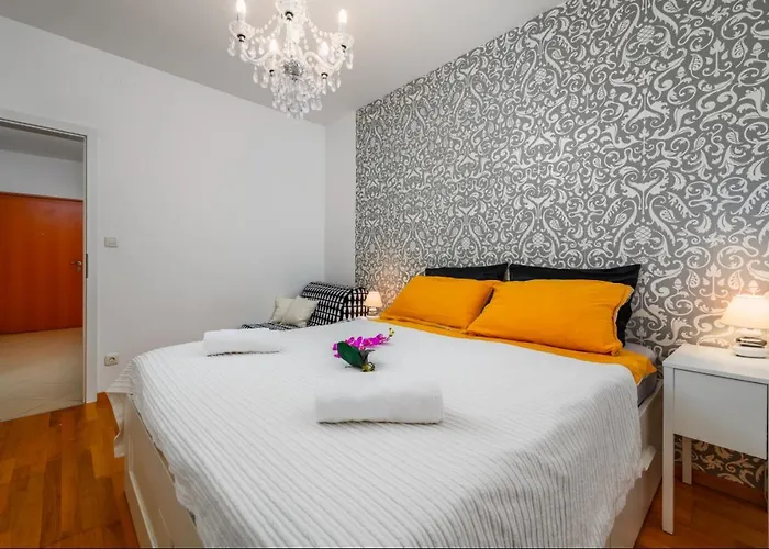 Aureo Center Apartment