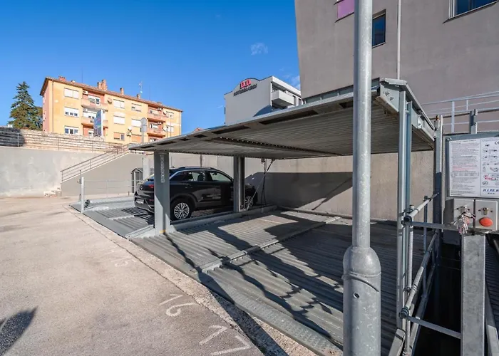 Apartment Aureo Center Pula